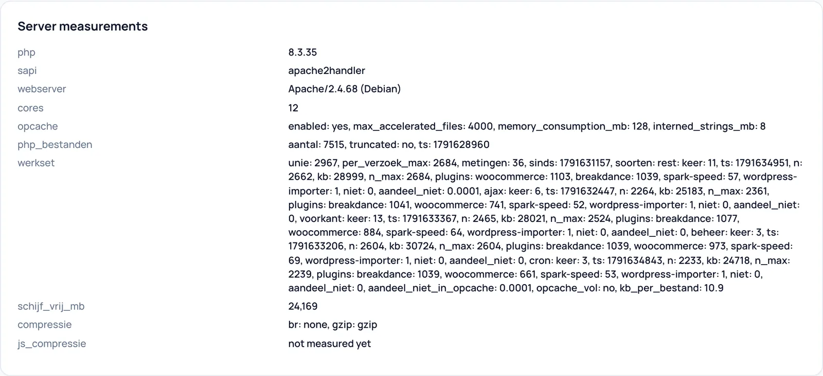 Server measurements card with raw values such as php, sapi, webserver and cores